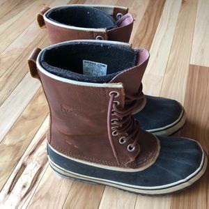 Sorel rain boots